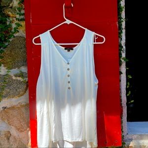 NWT Breezy and Cute Women’s Tank